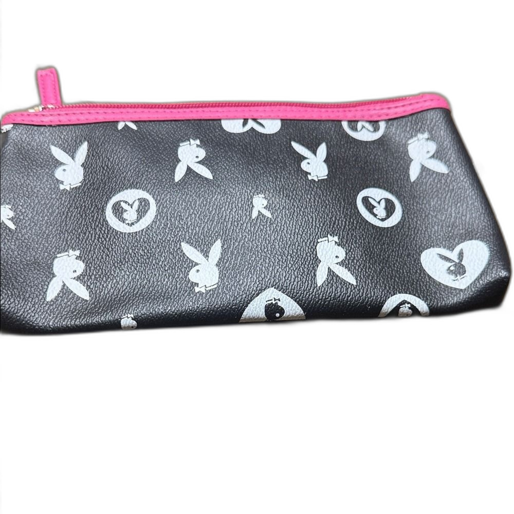 PLAYBOY Pink Zipper Pouch
